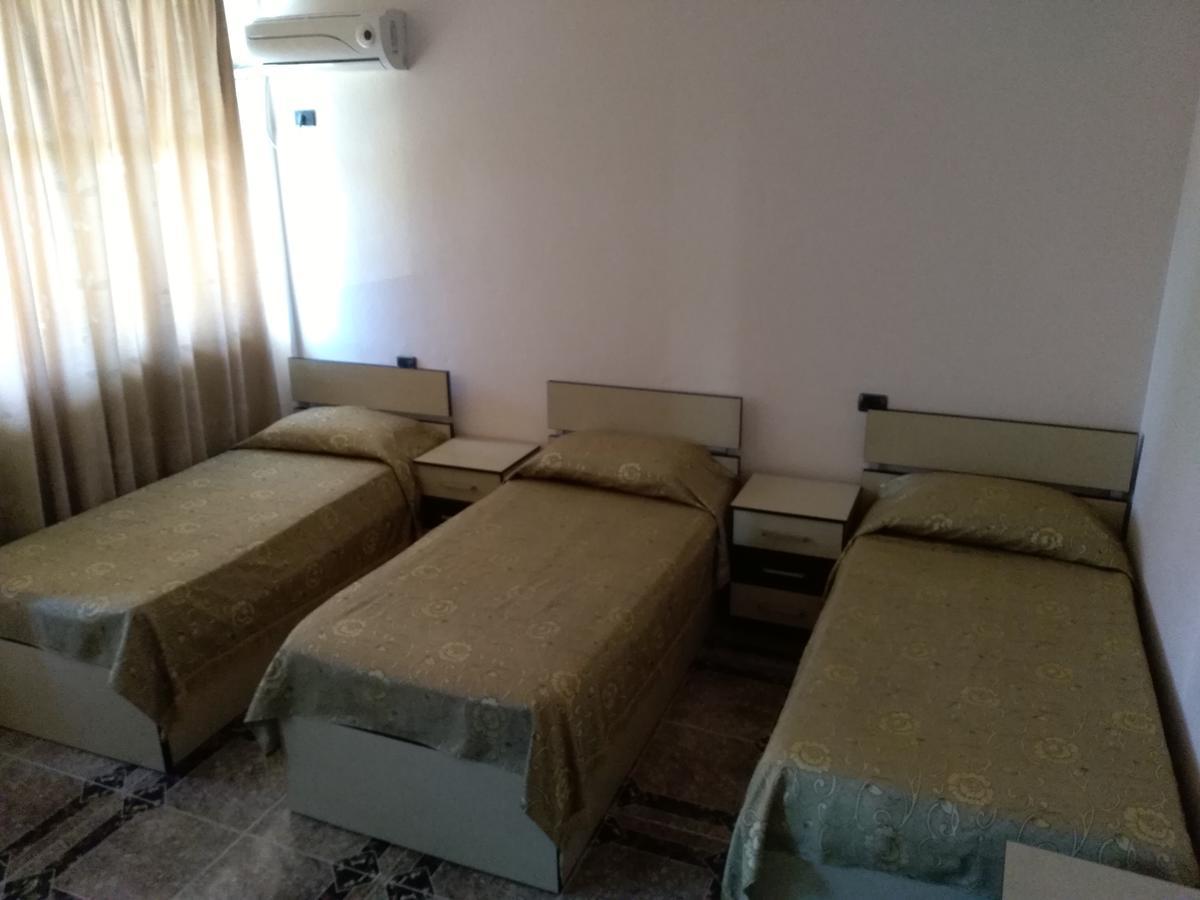 Hotel Gjeli Fier Exterior foto